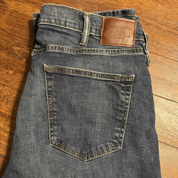 Abercrombie and Fitch mens kilby boot cut stonewashed blue jeans 38 X 30 stretch - Picture 5 of 8